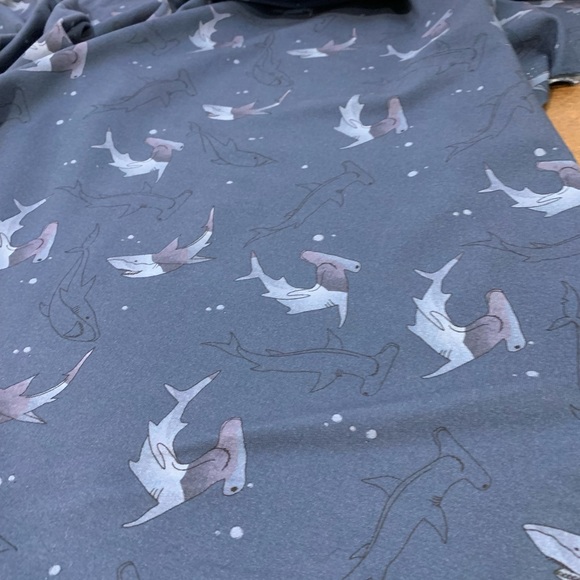 Shark into the blue sea bamboo French Terry - Picture 2 of 2